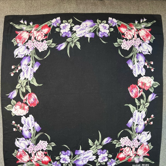 Set Of 2 Hanae Mori Black Multicolor Floral & Cream Tan Handkerchiefs/Bandana - Picture 14 of 15
